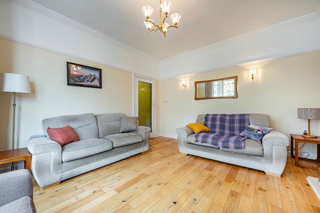 Linnburn, 105 Kirkintilloch Road, Bishopbriggs, Glasgow photo 4