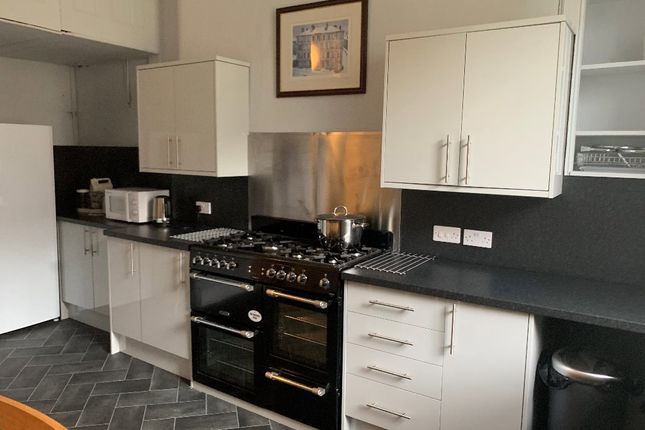 Flat 2/2, 13, Kelvinside Terrace South, Glasgow photo 5