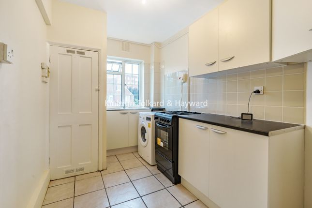 Flat 36 Lucas Court,, Winchfield Road, London photo 4
