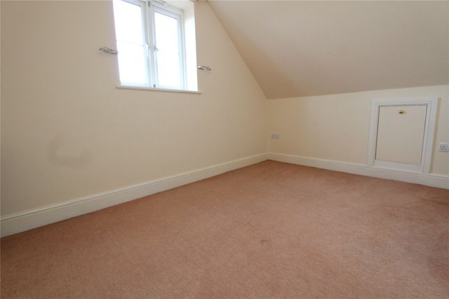 Detached house for sale in Test Close, Petersfield, Hampshire