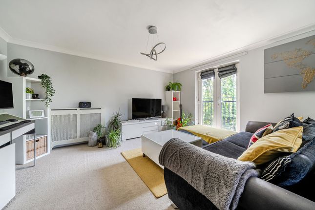 27 Quilters Place, Eastnor Road, London photo 2