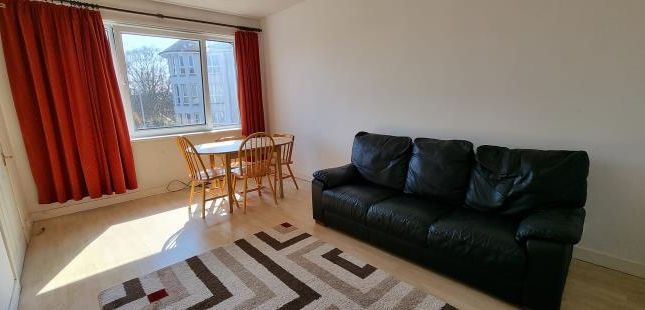 Flat to rent in Gray Street, Aberdeen