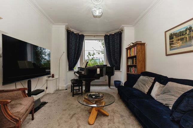 174, Platt Lane, Greater Manchester photo 2