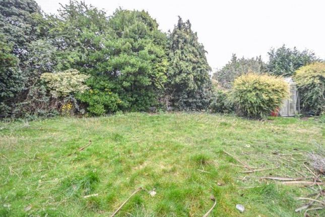 5 Marcus Gardens, Southend-On-Sea photo 2