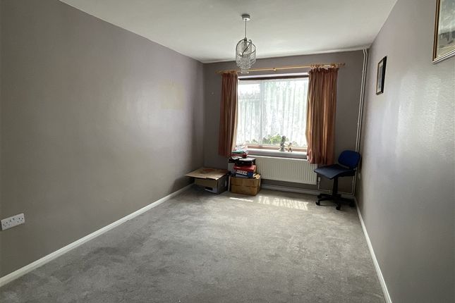 Phelps Close West Kingsdown, Sevenoaks photo 3