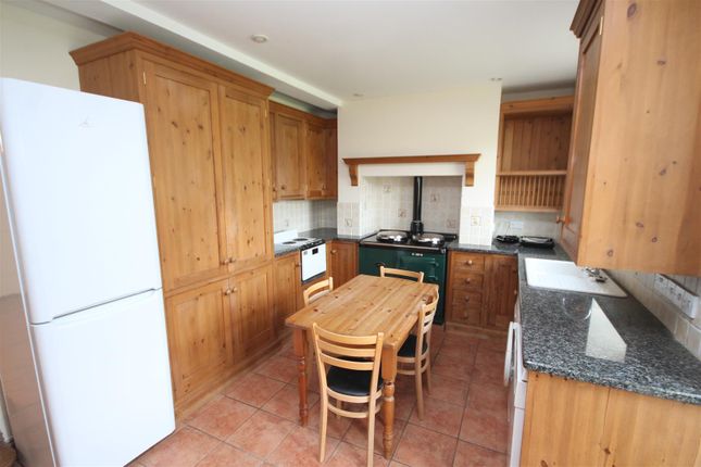 Detached house to rent in West Street, Titchfield, Fareham, Hampshire