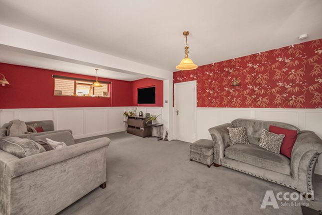 21 Church Lane, Upminster photo 4