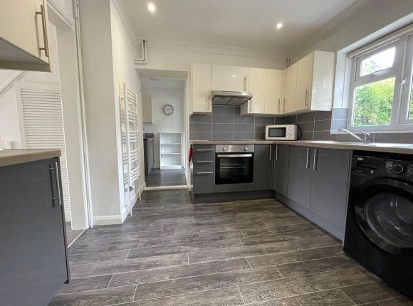 Room to rent in Hillside Avenue, Canterbury, Kent