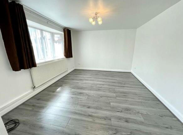Property to rent in Shaftesbury Avenue, Keresley End, Coventry