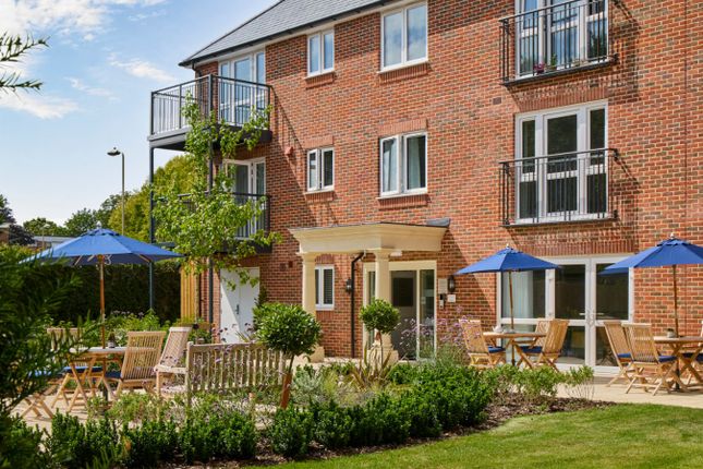 Apt 9 Edwina Mountbatten Lodge,, Broadwater Road, Hampshire photo 3