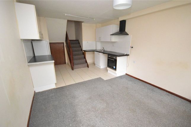 8 Alpine Terrace,, Stockwood Crescent, Bedfordshire photo 2