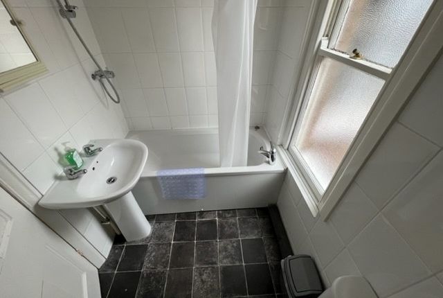 83 Tennyson Road, Portswood, Southampton photo 4