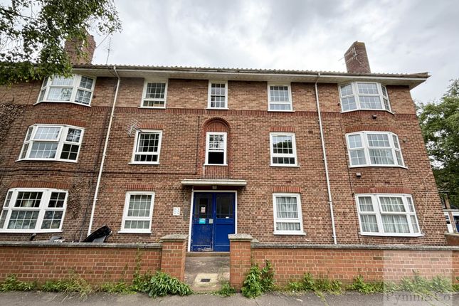 Thumbnail Flat to rent in Magdalen Close, Norwich