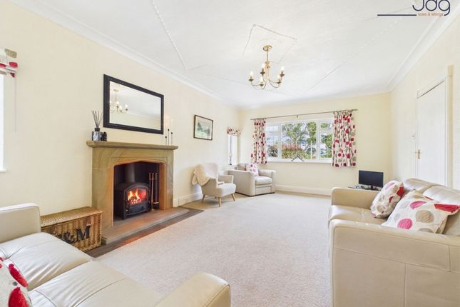 37 Coastal Road, Lancaster photo 4
