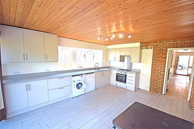 84B, Hampton Road, Twickenham photo 3