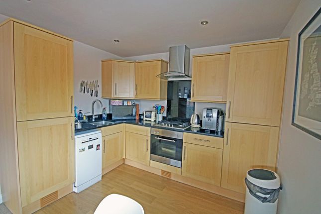 Flat 7, Hooper House, Ashford Crescent, Ashford photo 4