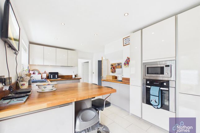20, Heol Teifi, Caldicot photo 4