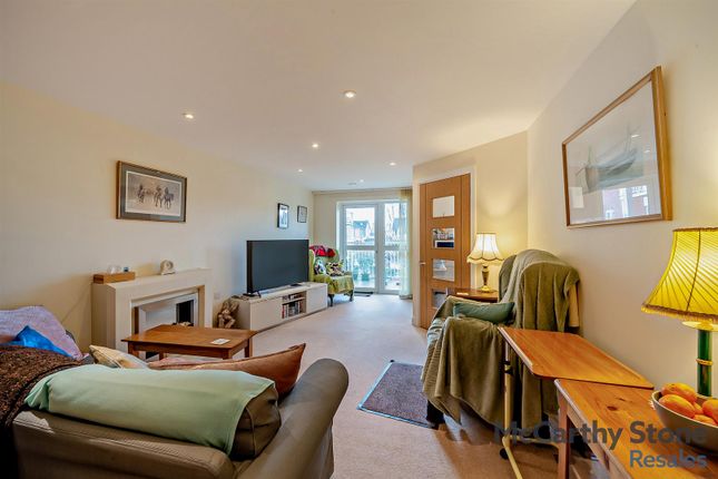 12 Squire Court,, Raleigh Mead, South Molton photo 4