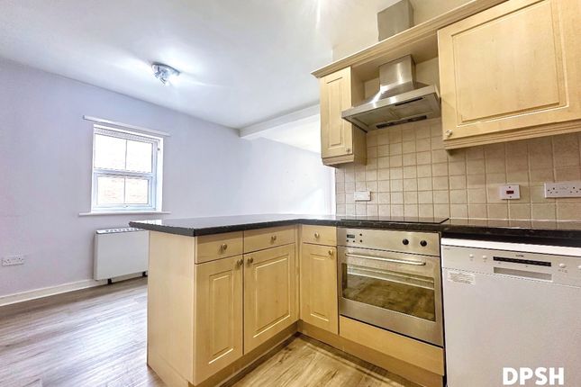 Louis House, 35 Pullman Court, Leeds photo 4