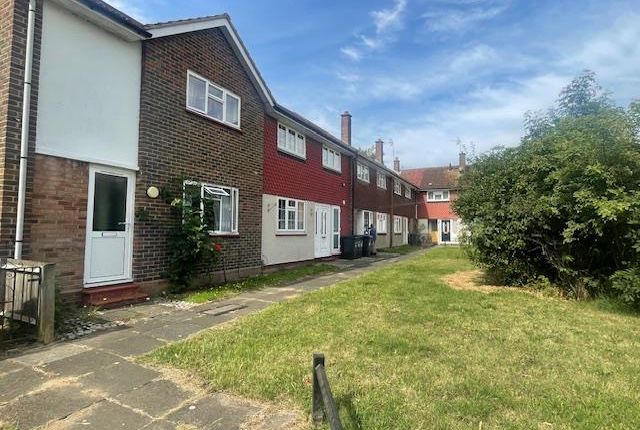 Thumbnail Property to rent in Barrowfield Close, Edmonton