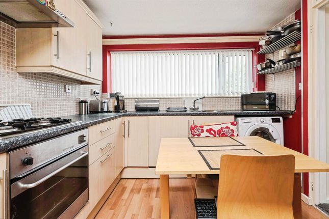 54, Kempton Park Road, Birmingham photo 4