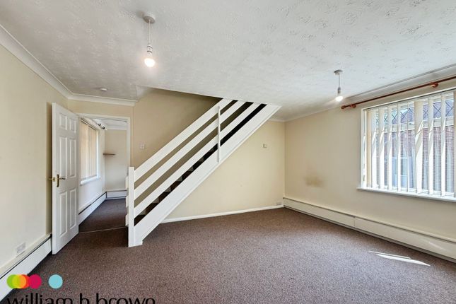 10, Bures Close, STOWMARKET photo 4