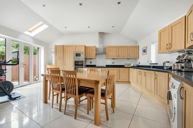 9, Chalkley Bush Close, Shillington photo 4