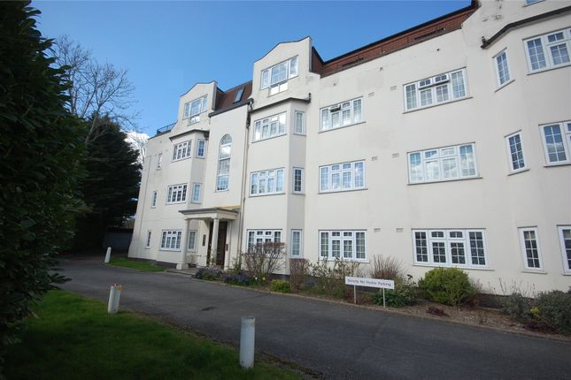 Thumbnail Flat to rent in Etchingham Court, Etchingham Park Road, Finchley