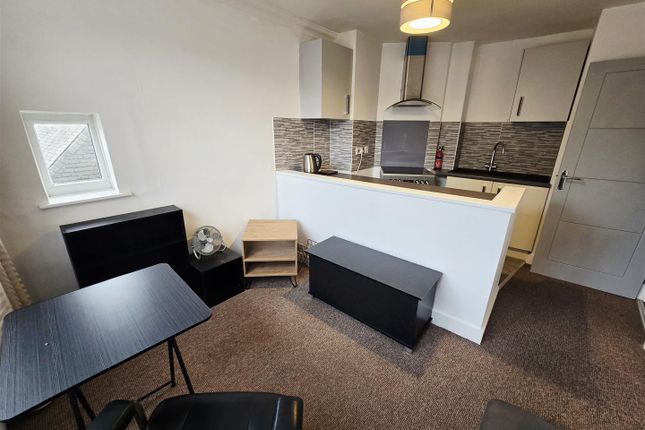 Flat 4, Castle Keep, Launceston photo 2