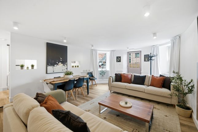 Basement Flat, 138, Nethergate, Dundee photo 3
