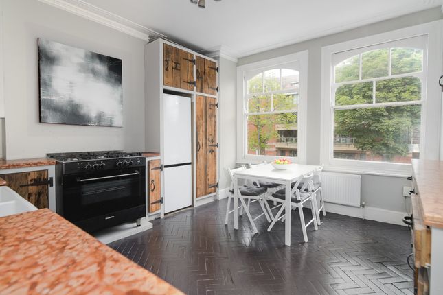 60, Prince Of Wales Drive, London photo 4