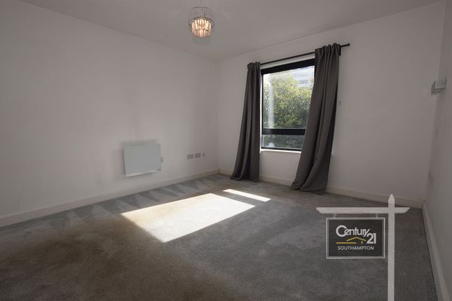 Flat for sale in |Ref: L780466|, Royal Crescent Road, Southampton