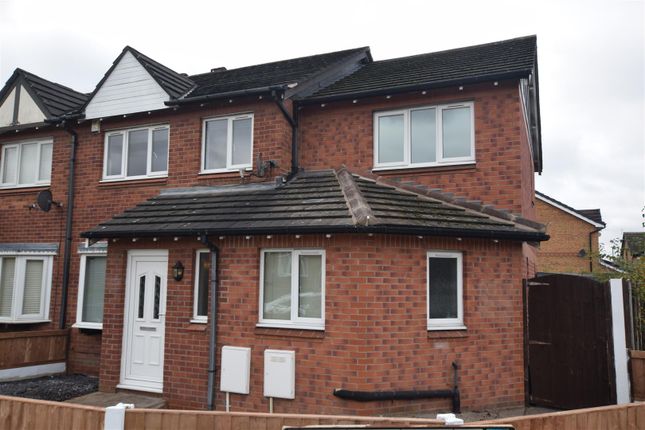 Thumbnail Semi-detached house to rent in Durham Close, Richmond Park, Dukinfield