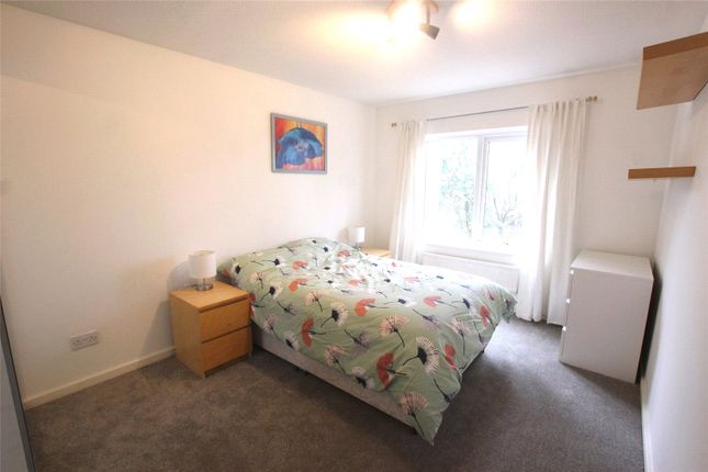 Shared accommodation to rent in Russia Dock Road, London