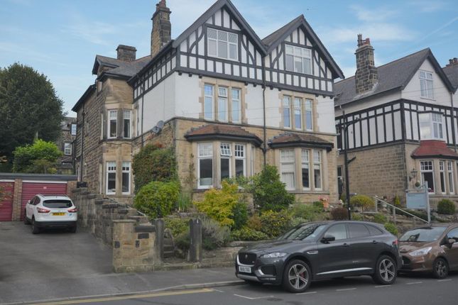 Flat to rent in Spring Grove, Harrogate, North Yorkshire