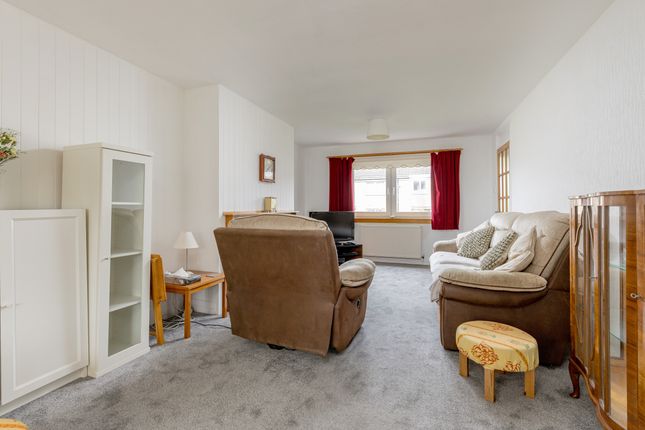 10, Moredun Park Way, Edinburgh photo 2