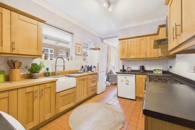 702 Anlaby Road, Hull, East Riding of Yorkshire photo 2