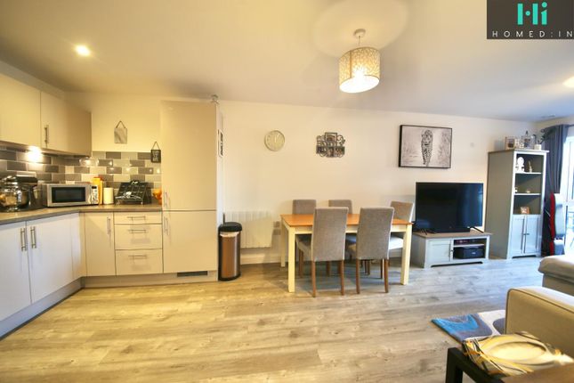 Flat for sale in Ifield Road, Crawley