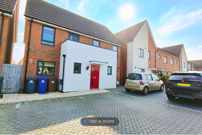 Thumbnail Detached house to rent in Brinson Way, Aveley, South Ockendon