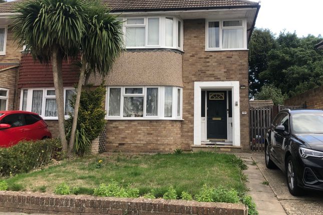 Thumbnail Property to rent in Linwood Avenue, Strood, Rochester