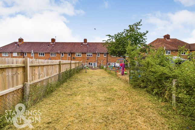Thumbnail Terraced house for sale in Throckmorton Road, Bungay