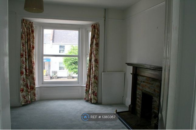 Thumbnail Flat to rent in East Street, South Molton
