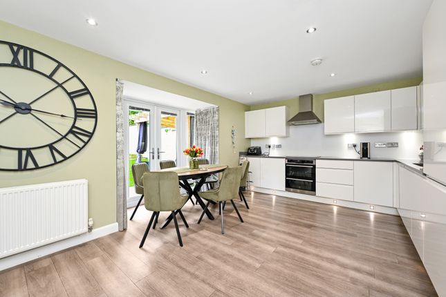 2, Ryndale Drive, Dalkeith photo 4