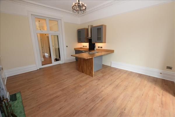 Flat to rent in Pevensey Road, St. Leonards-On-Sea
