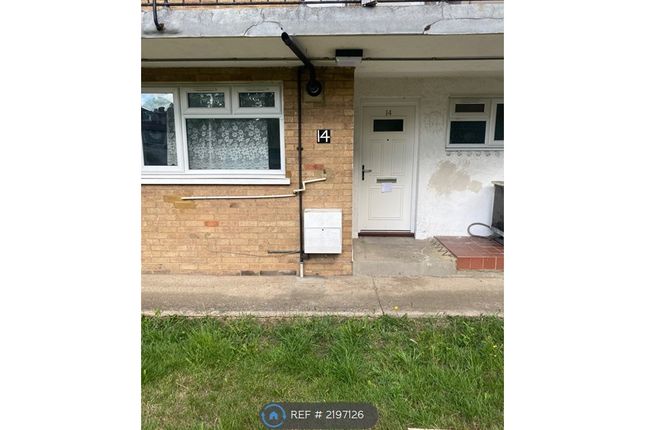 Flat, The Haven Green Road, London photo 2