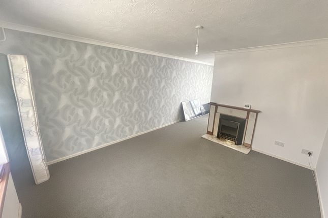 5, Basildon photo 2