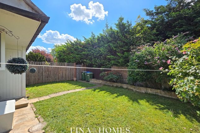 60, Clayworth Close, Sidcup photo 2