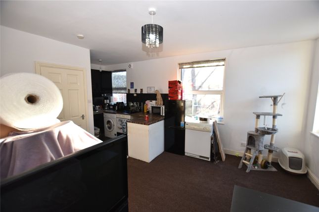3, Whitehall Court, West Yorkshire photo 3