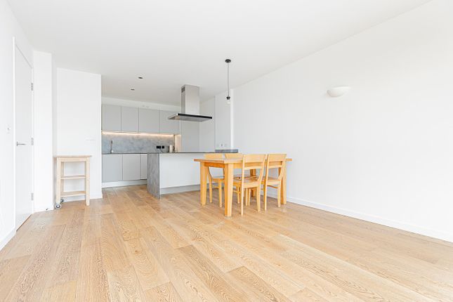 Thumbnail Flat for sale in Poole Street, London