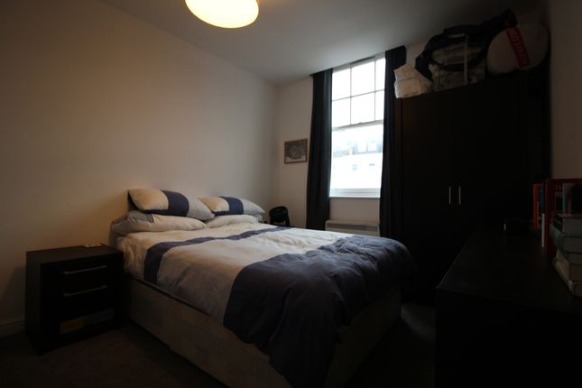 Flat 1, London photo 5